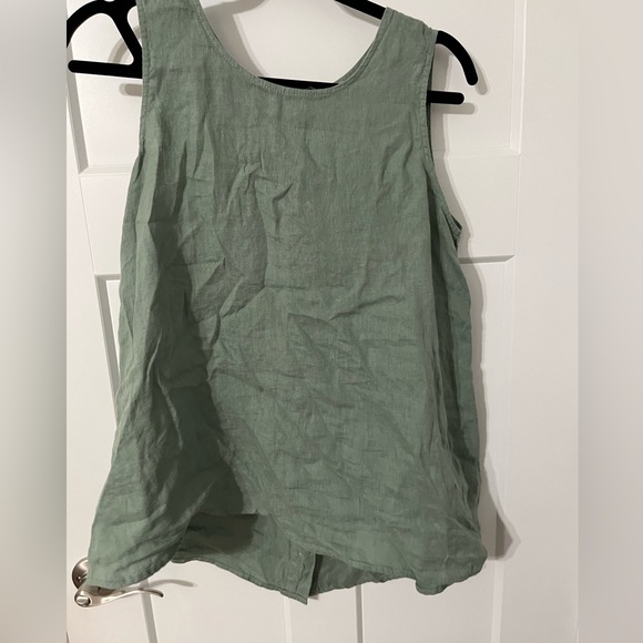 Green women’s Linen Tank - Picture 1 of 3